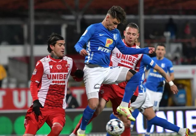 Fotbal - Liga I: Dinamo - Farul Constanţa 0-2
