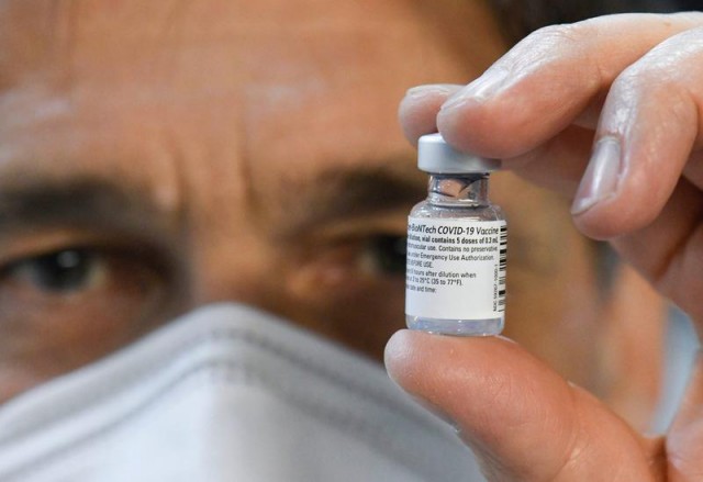 Pfizer și Moderna intră pe o NOUĂ piață de VACCINURI