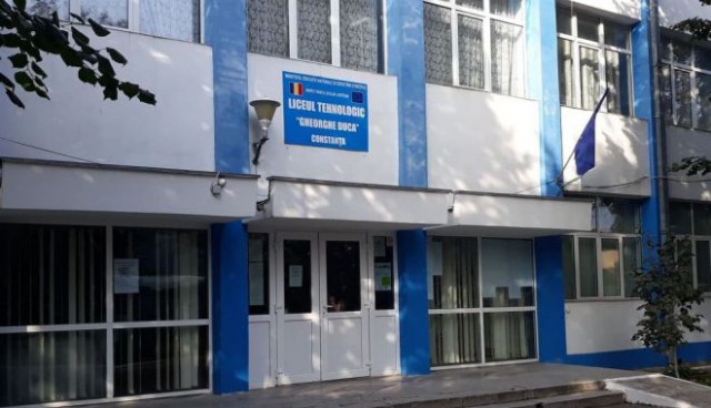 Încă un LICEU din Constanța OBLIGAT să ACHITE SPORURI SALARIALE unui ANGAJAT