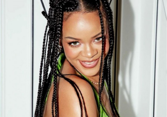 Cât de mult a slăbit Rihanna! Apariția de senzație a artistei