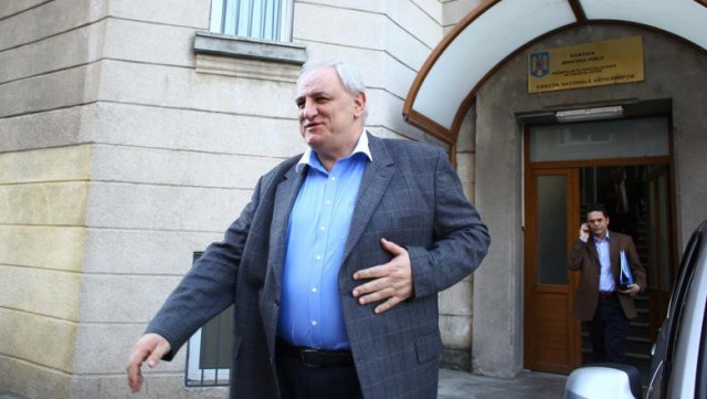 Unul din avioanele lui Ovidiu Tender, scos a treia oară la licitaţie de ANAF
