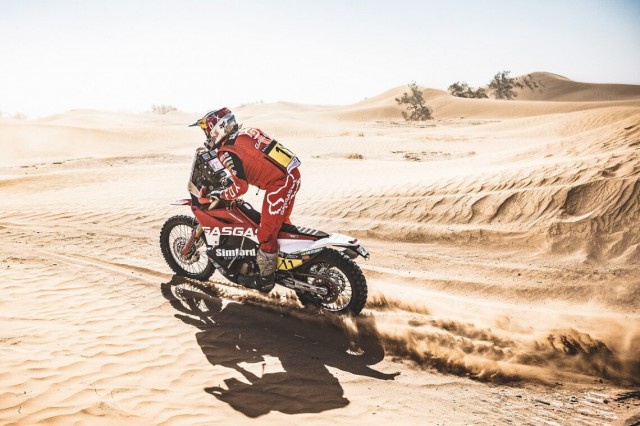 Raliul Dakar 2022 - Moto: Daniel Sanders (KTM), învingător în prima probă specială