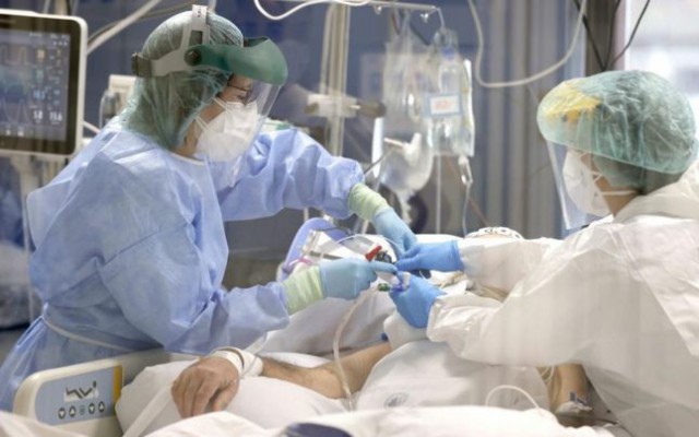 Spania confirmă primele cazuri de 'flurona', infectarea simultană cu gripă şi coronavirus