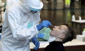 ALERTĂ! Testele rapide COVID -19 cu probă din salivă NU sunt pe lista Comisiei Europene