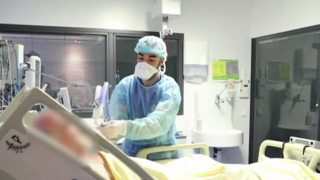 Cercetătorii au aflat de ce persoanele obeze au un risc mai mare de a se îmbolnăvi grav și a muri de COVID