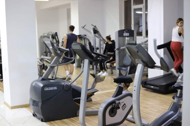 SĂLILE de FITNESS au început BINE anul 2022! VIDEO