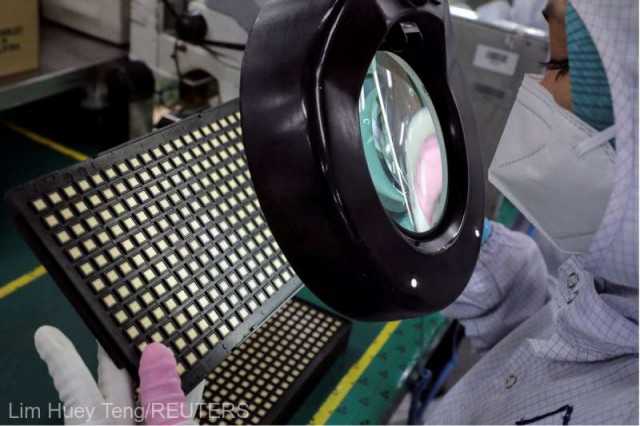 Relansarea economiei mondiale şi a industriei auto, afectată de deficitul de semiconductori