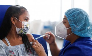 Austria testează OBLIGATORIU, cu teste PCR gratuite, elevii şi profesorii de trei ori pe săptămână