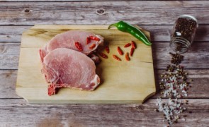 Inspectorii ANSVSA au confiscat 1.6 tone de produse neconforme