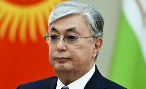 Prețul la gaz dă jos PRIMUL Guvern din lume: proteste VIOLENTE în Kazahstan