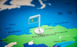 Kazahstanul: Rusia cumpără cărbune, China petrol, iar SUA minereuri