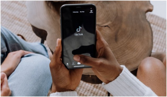 TikTok a înregistrat mai mult trafic decât Google în 2021
