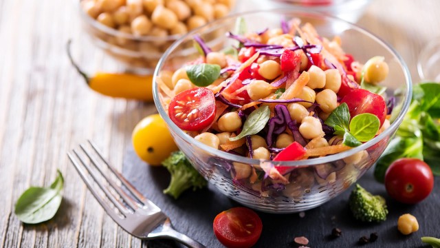Studiu: Vegetarienii, risc mare de accident vascular cerebral