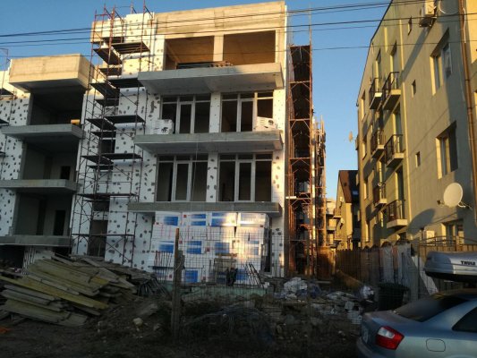 Autorizațiile de construcție, EMISE la CONSTANȚA, au scăzut cu 50%