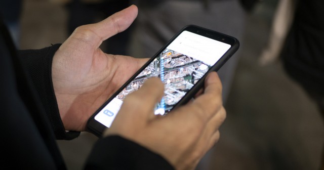 Germania: Utilizarea unei aplicaţii anti-COVID într-o anchetă a poliţiei atrage numeroase critici