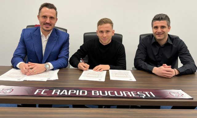 FC Rapid a anunțat că l-a transferat pe fundaşul Răzvan Onea de la Poli Iaşi