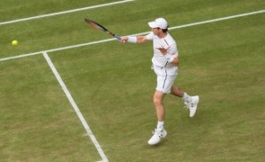 Aslan Karaţev l-a învins pe Andy Murray, în finala turneului ATP 250 de la Sydney