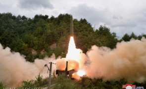 Coreea de Nord nu se joacă: lansează a patra rachetă balistică, în ultimele 2 săptămâni