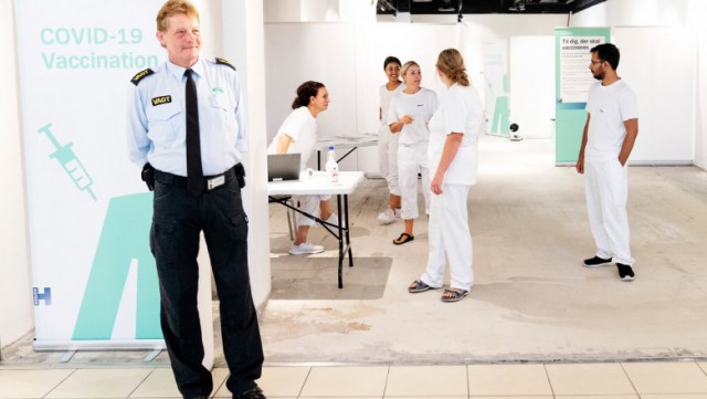 Danemarca e prima țară UE care anunță că începe vaccinarea cu a patra doză de vaccin anti-Covid