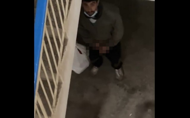 Un recidivist din Medgidia a trecut de la furt de biciclete… la masturbare în public! Video 