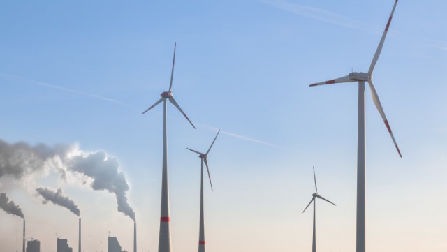 Turbinele eoliene din România produc energie cât trei reactoare nucleare