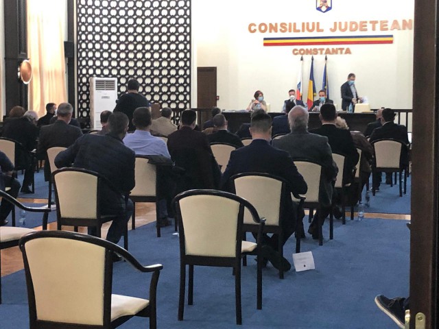 DE CE NU şi-au publicat TOŢI consilierii judeţeni RAPOARTELE de activitate?!