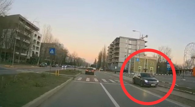 De la un timp..., în MAMAIA, se CIRCULĂ pe CONTRASENS. Video