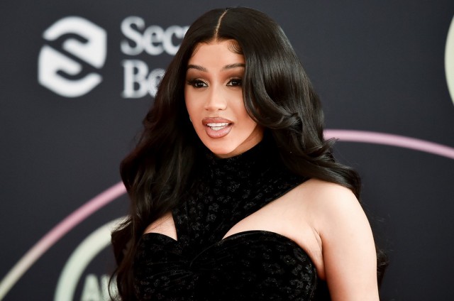 Cardi B a declarat că va suporta cheltuielile funeraliilor celor 17 victime ale incendiului din Bronx, New York
