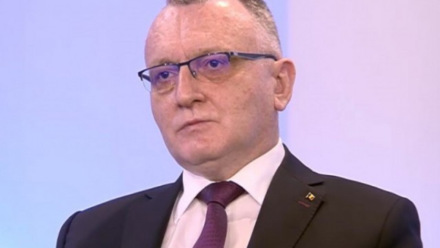 Sorin Cîmpeanu: La Cluj, dacă se păstrează trendul, şcolile trec în online