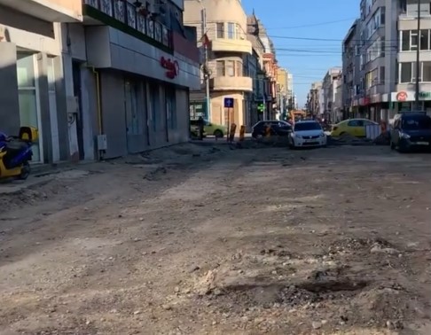 Agenții economici de pe str. Ștefan cel Mare, la un pas de faliment! Video!