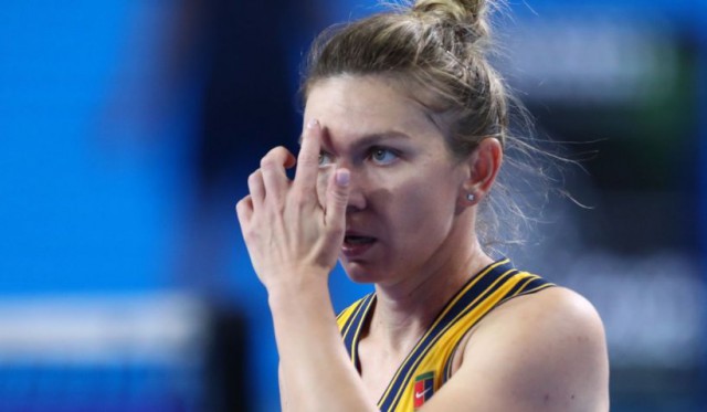 Simona Halep, în semifinale la WTA Dubai - A învins-o în două seturi pe Ons Jabeur
