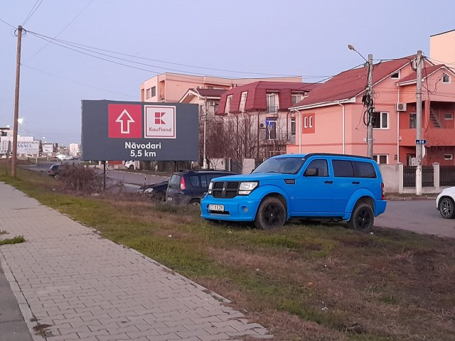 Năvodărenii sunt debusolaţi pentru că le-au îngheţat senzorii de parcare!