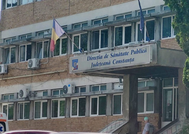 DSP, dezbatere publică privind organizarea monitorizării calității apei de îmbăiere pentru sezonul estival 2023