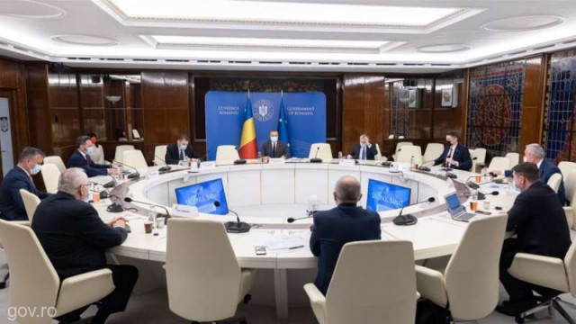 Premierul Ciucă, discuții cu reprezentanții administrației publice locale