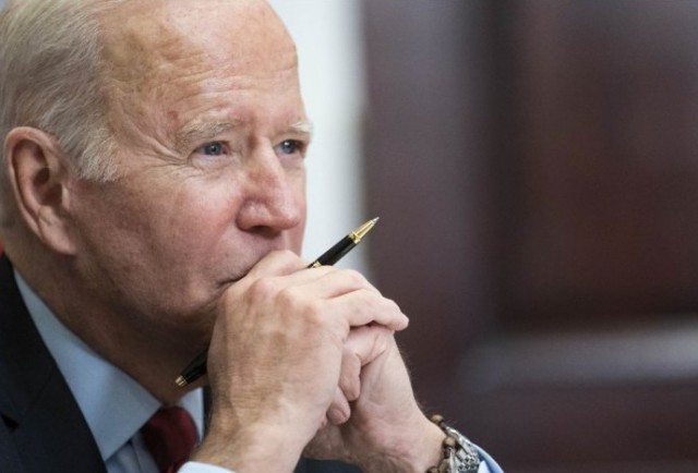 Joe Biden, o nouă gafă: A cerut voie să semneze un ordin executiv privind avortul