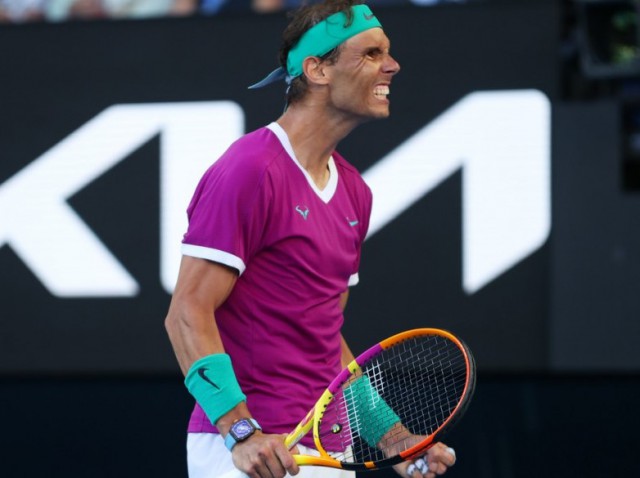 Tenis - AO: Rafael Nadal a slăbit patru kilograme în timpul meciului cu Denis Shapovalov