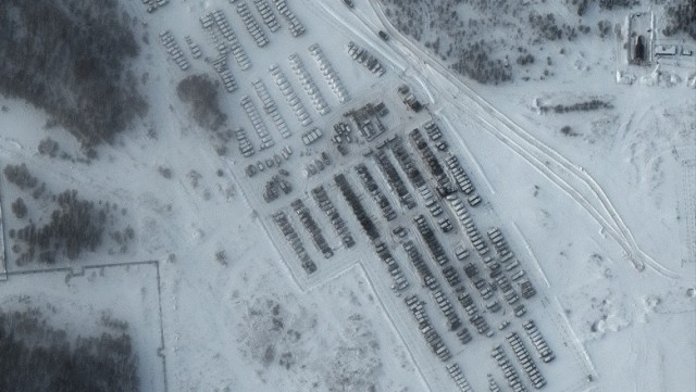 Reuters: Rusia a trimis rezerve de sânge și materiale medicale la granița cu Ucraina