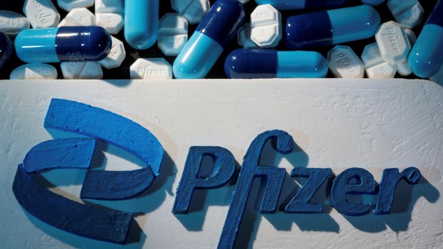 OMS promovează antiviralele de la Pfizer: le recomandăm ferm
