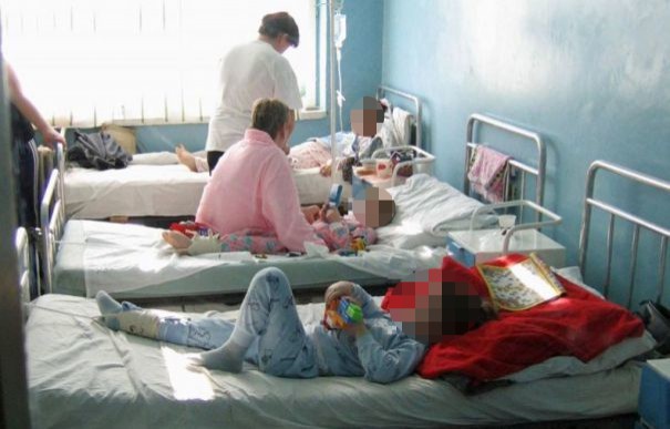 Alertă la Constanța: Spitalele sunt pline de copii infectați cu Covid! Video