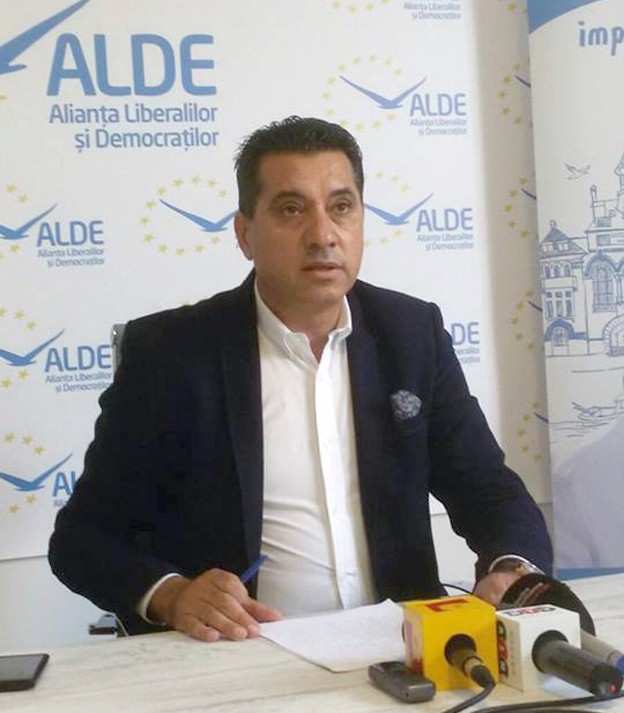 Controversatul afacerist Corneliu Dica isi blocheaza falimentul propriei firme, Eolica Dobrogea!