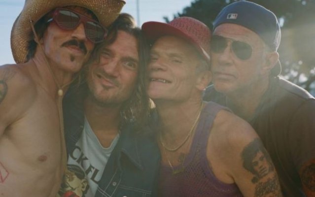 Trupa Red Hot Chili Peppers a lansat Black Summer, primul single după şase ani