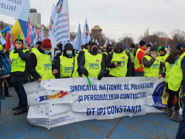 Polițiștii din Constanța, prezenți la protestul din București. VIDEO