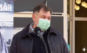 Ministrul Sănătății recomandă folosirea măștii de protecție în școli