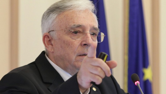Mugur Isărescu: În următorii doi ani economia va creşte cu 4,5% în fiecare an, dar există vulnerabilități
