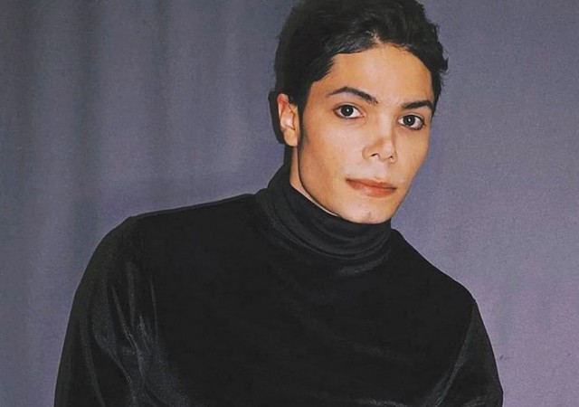 Clona lui Michael Jackson a devenit vedetă și face bani frumoși