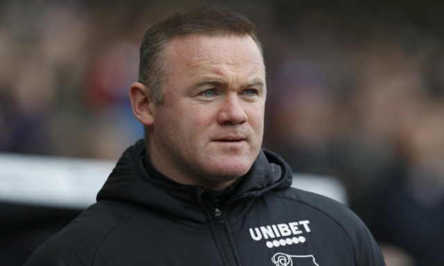 Wayne Rooney a declarat că obişnuia să consume alcool pentru a combate stresul