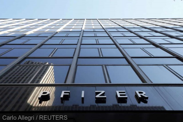 Pfizer se aşteaptă să vândă vaccinuri şi pastile anti-COVID-19 în valoare de 54 de miliarde de dolari în 2022