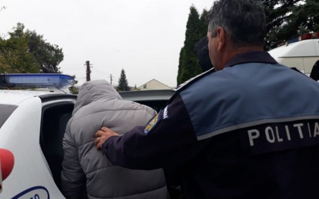 Și-a agresat sexual propriile nepoate și nu vrea la puşcărie!