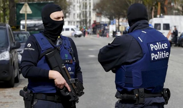 Belgia: 13 bărbaţi au fost arestaţi într-o operaţiune antiteroristă în zona oraşului Anvers