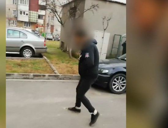 Un tânăr a fost prins cu droguri în parcarea OPC!